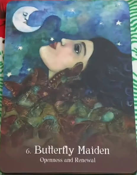 Sacred Mothers and Goddesses Oracle